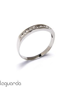 Wedding ring with white gold and 11 natural diamonds