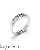 Wedding ring with white gold and 9 natural diamonds