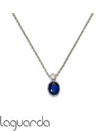 Pendant with chain in 18k white gold with sapphire and diamonds