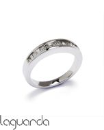 Wedding ring with white gold and 14 natural diamonds baguette
