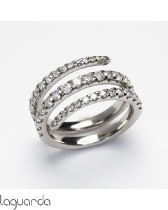Anillo de oro blanco 18 quilates con diamantes naturales 