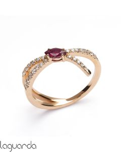Anillo de oro rosa 18 quilates con diamantes y rubí naturales 