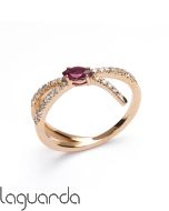 Anillo de oro rosa 18 quilates con diamantes y rubí naturales 